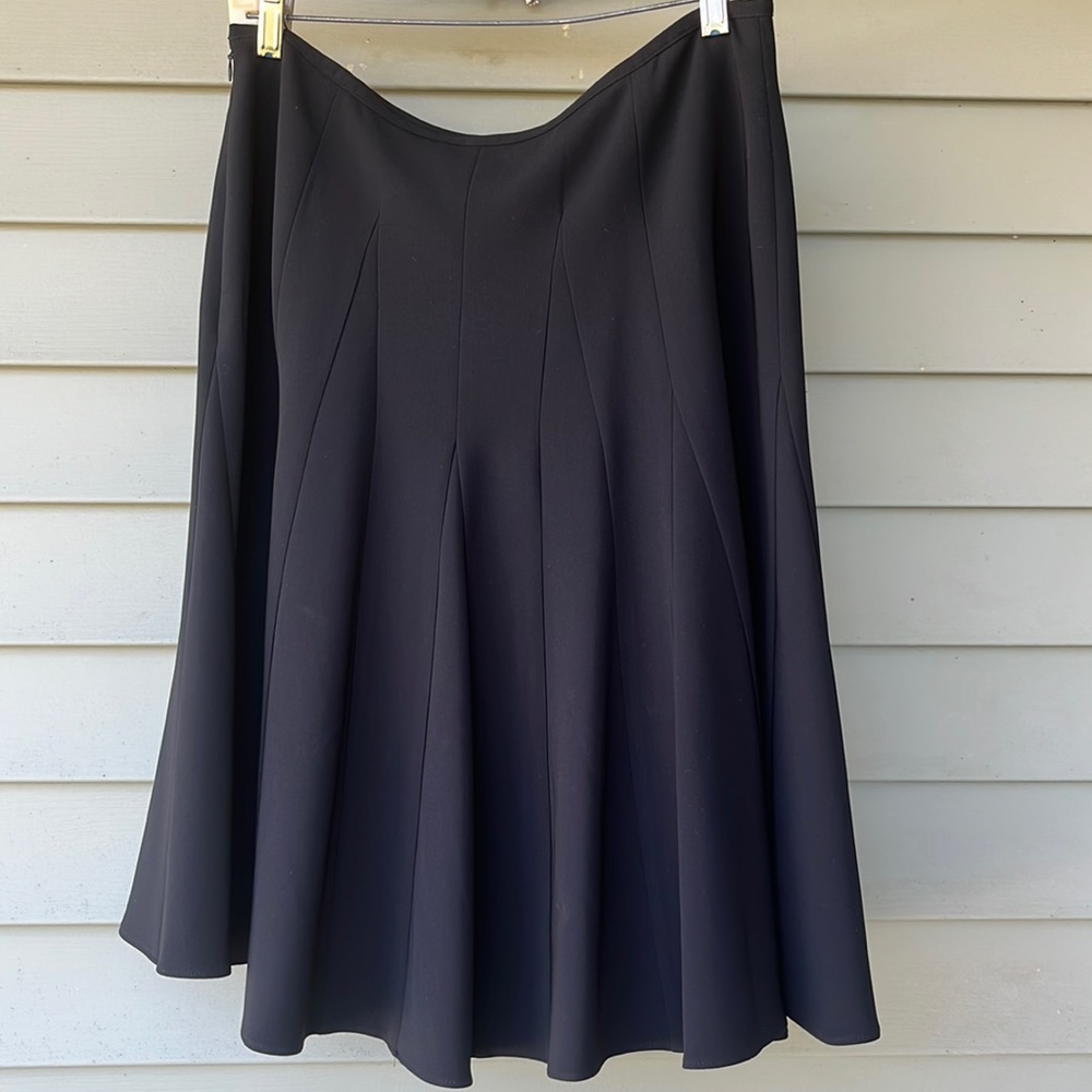Like new Jones New York black lined skirt